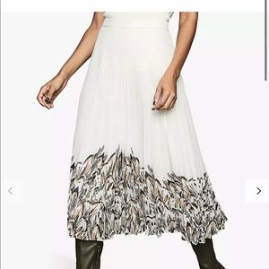 REISS Isidora Pleated Skirt UK 4/US 0 White NWT